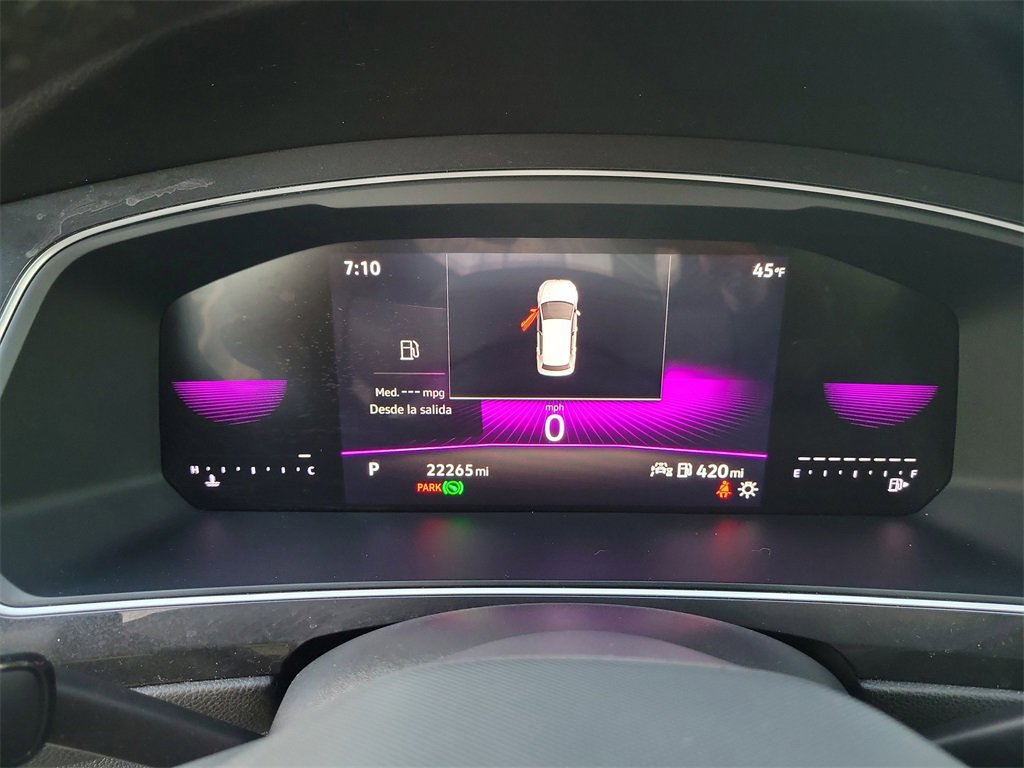 Certified 2024 Volkswagen Tiguan SE R-Line image 19