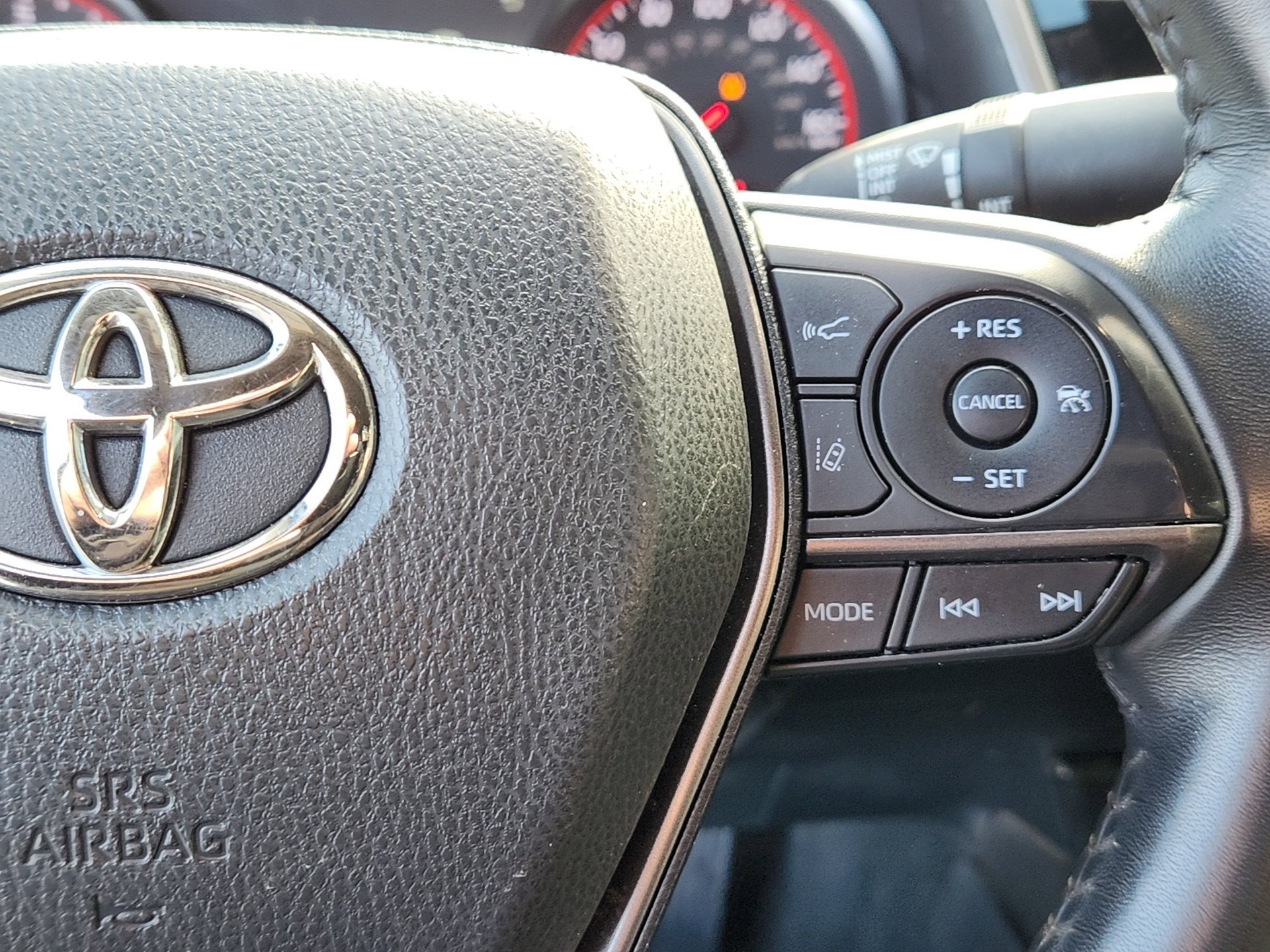 Used 2024 Toyota Camry XSE w/ Navigation Package image 18
