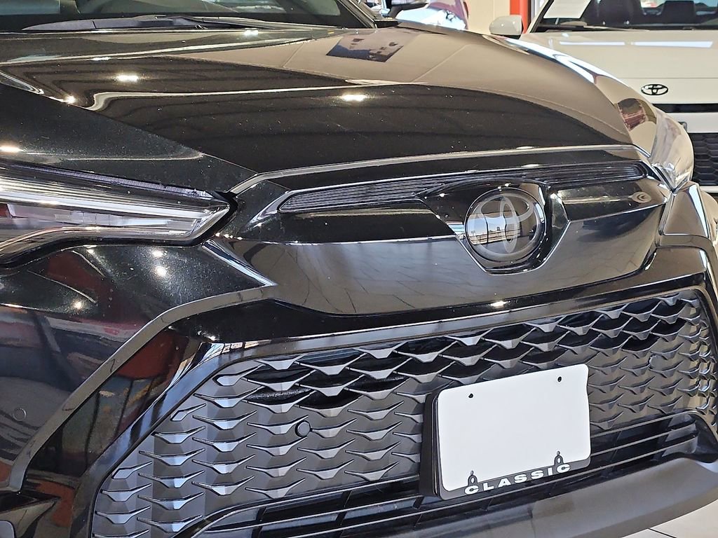 Certified 2024 Toyota Corolla Cross XSE w/ Convenience Package image 7