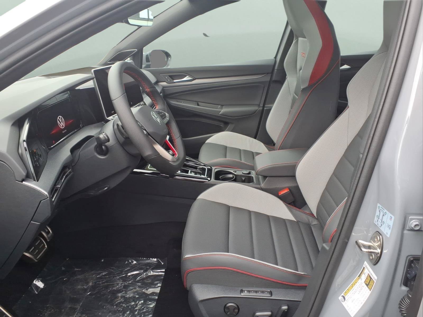 New 2026 Volkswagen GTI SE FWD image 16