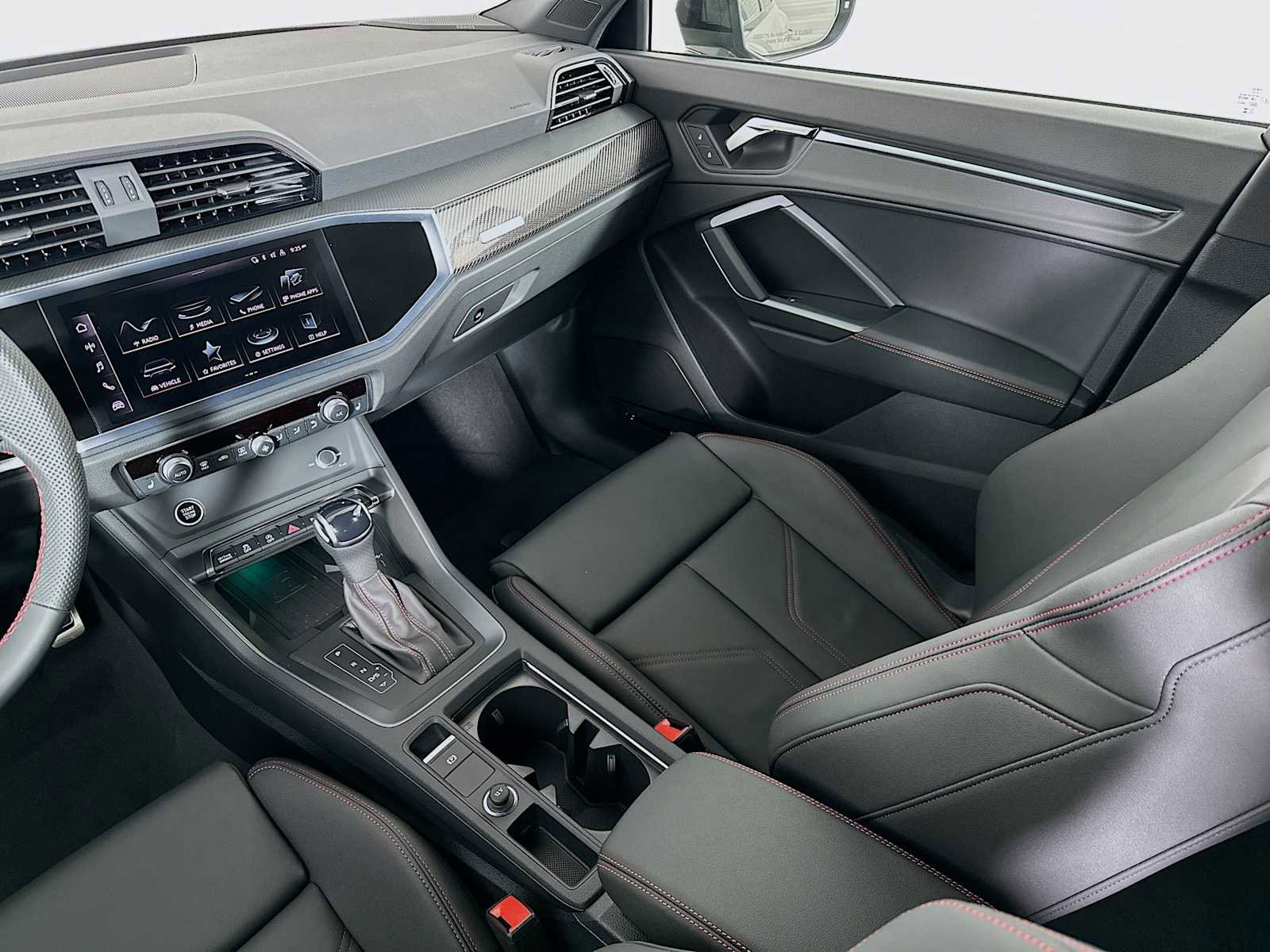 New 2025 Audi Q3 2.0T Premium Plus image 21