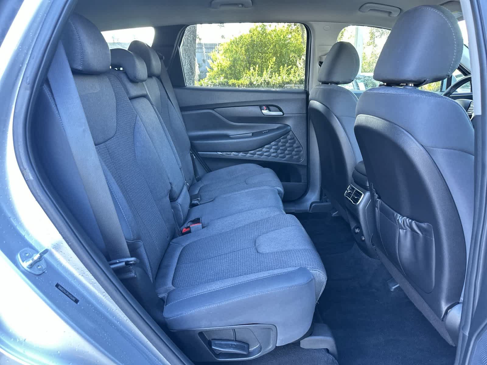 Used 2023 Hyundai Santa Fe SEL FWD image 16