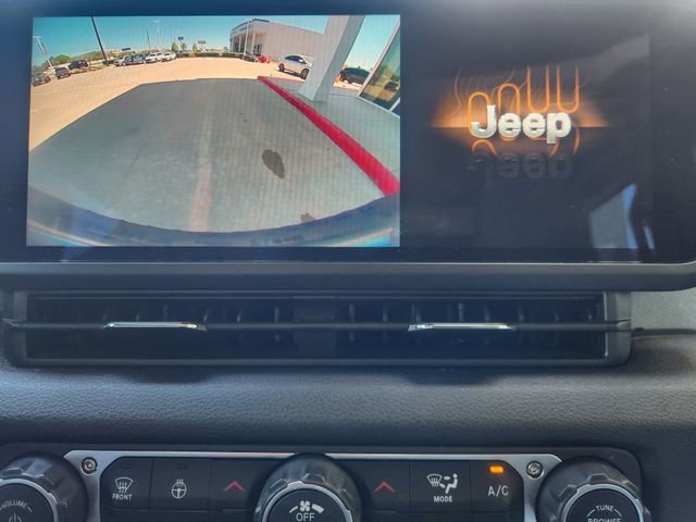 Used 2024 Jeep Wrangler Unlimited Sport AWD/4WD image 17