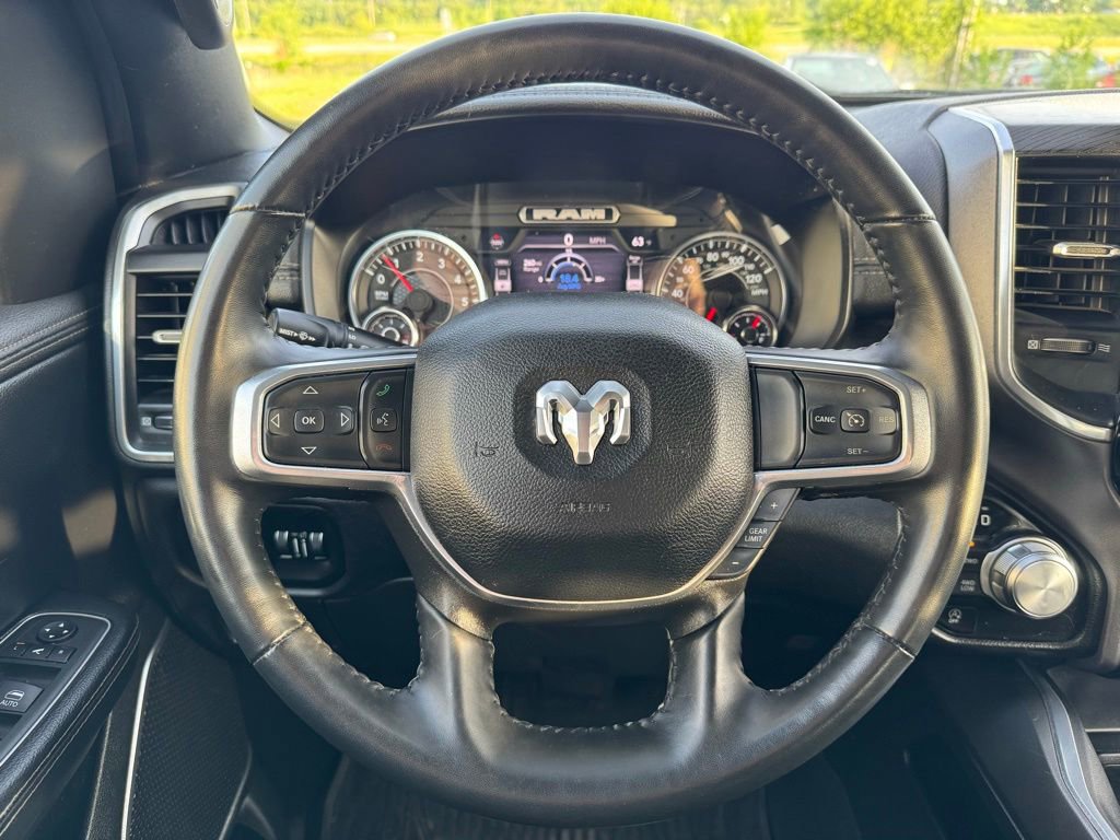 Used 2023 RAM 1500 Laramie AWD/4WD image 7