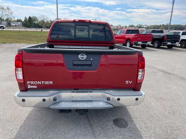 Used 2015 Nissan Frontier SV w/ SV Value Truck Package RWD image 8