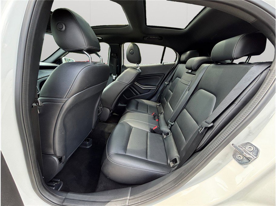 Used 2019 Mercedes-Benz GLA 250 GLA 250 Sport Utility 4D image 34