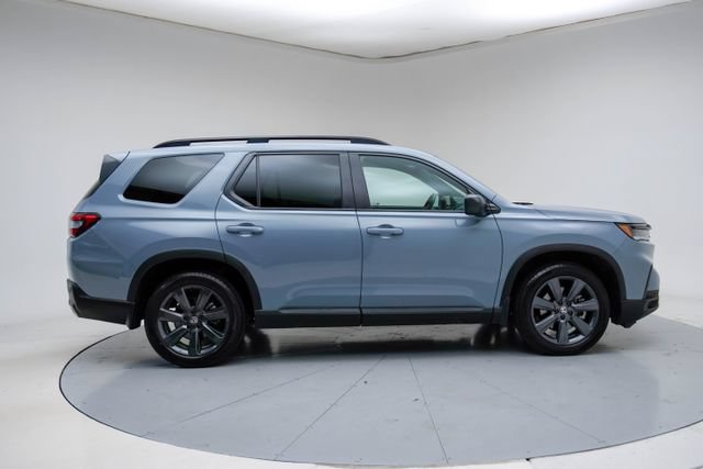 Certified 2025 Honda Pilot Sport image 18