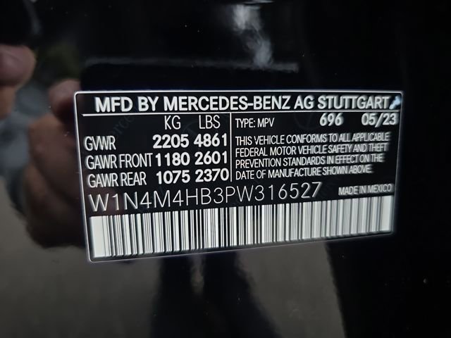 Used 2023 Mercedes-Benz GLB 250 4MATIC image 17