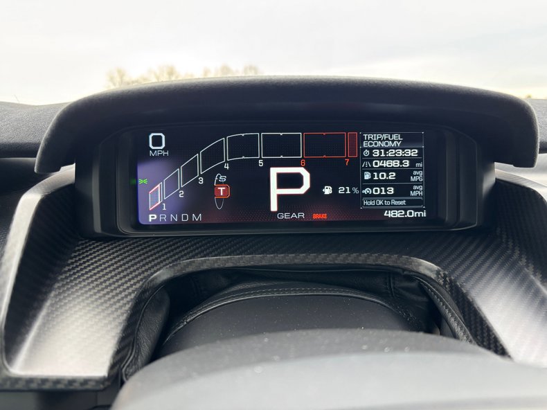 Used 2022 Ford GT RWD image 21