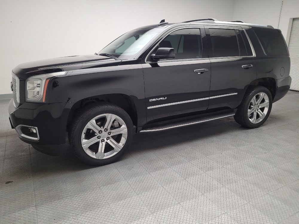 Used 2017 GMC Yukon Denali w/ Open Road Package AWD/4WD image 2