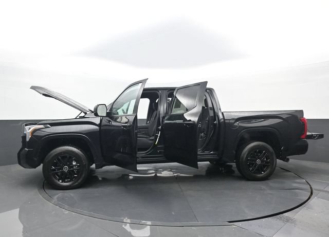 Used 2026 Toyota Tundra SR AWD/4WD image 32