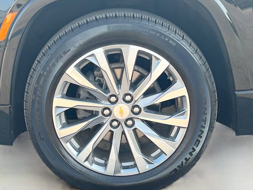 Used 2023 Chevrolet Traverse Premier w/ LPO, Floor Liner Package image 34