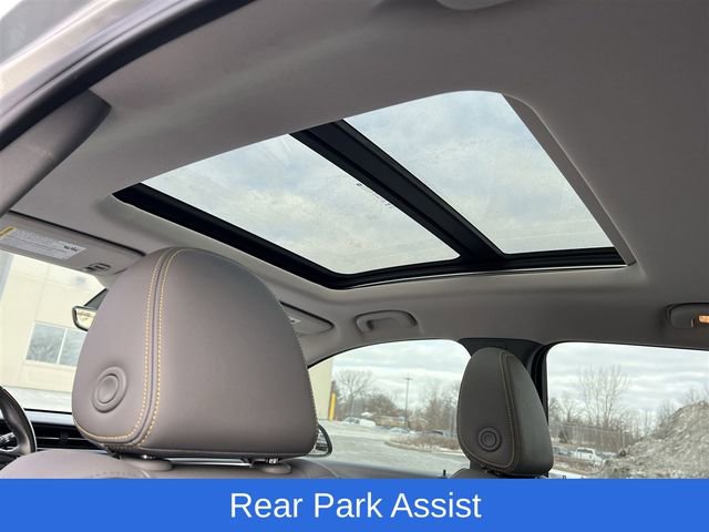 Used 2022 Chevrolet Bolt EUV Premier w/ Sun & Sound Package image 20