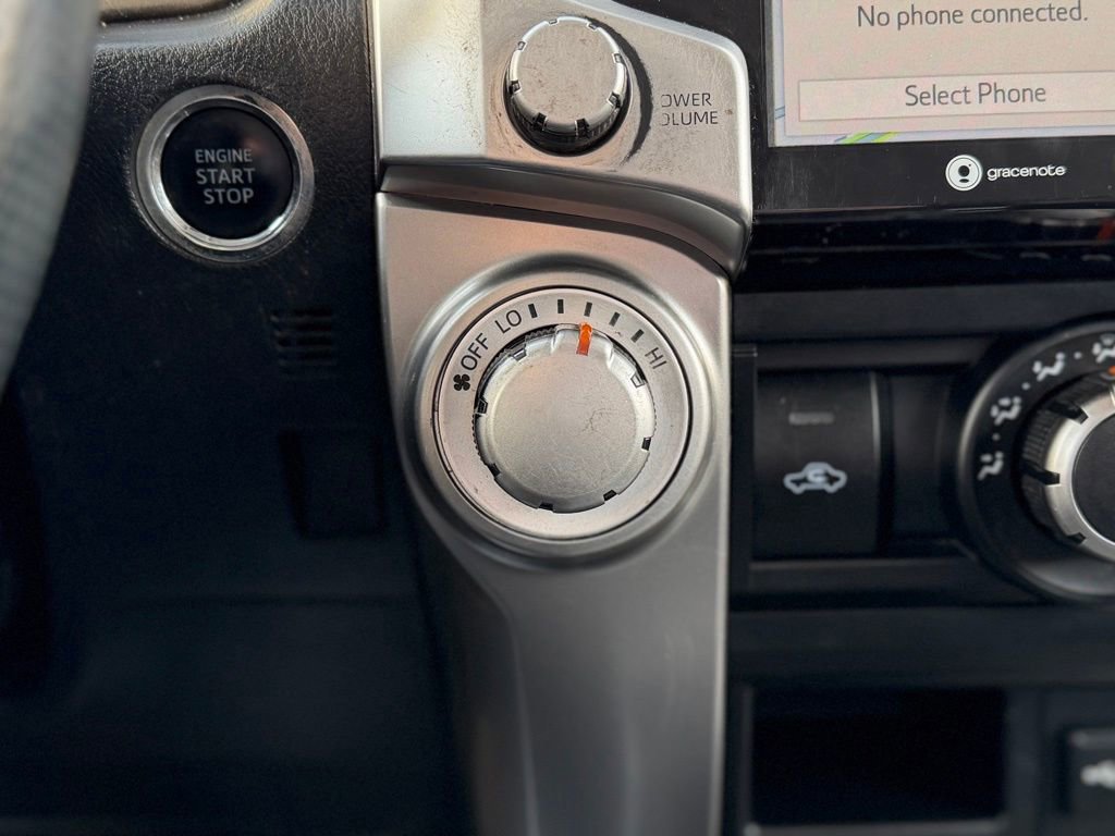 Used 2022 Toyota 4Runner TRD Sport w/ Technology Package image 18