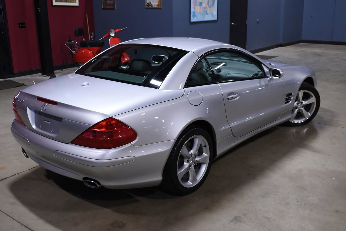 Used 2005 Mercedes-Benz SL 600 image 16