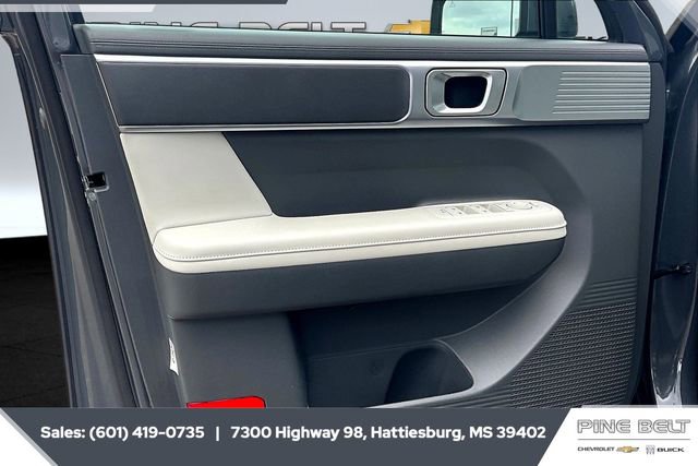 Used 2025 Hyundai Santa Fe SEL image 17