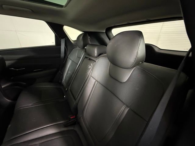 Used 2025 Hyundai Tucson Limited image 24
