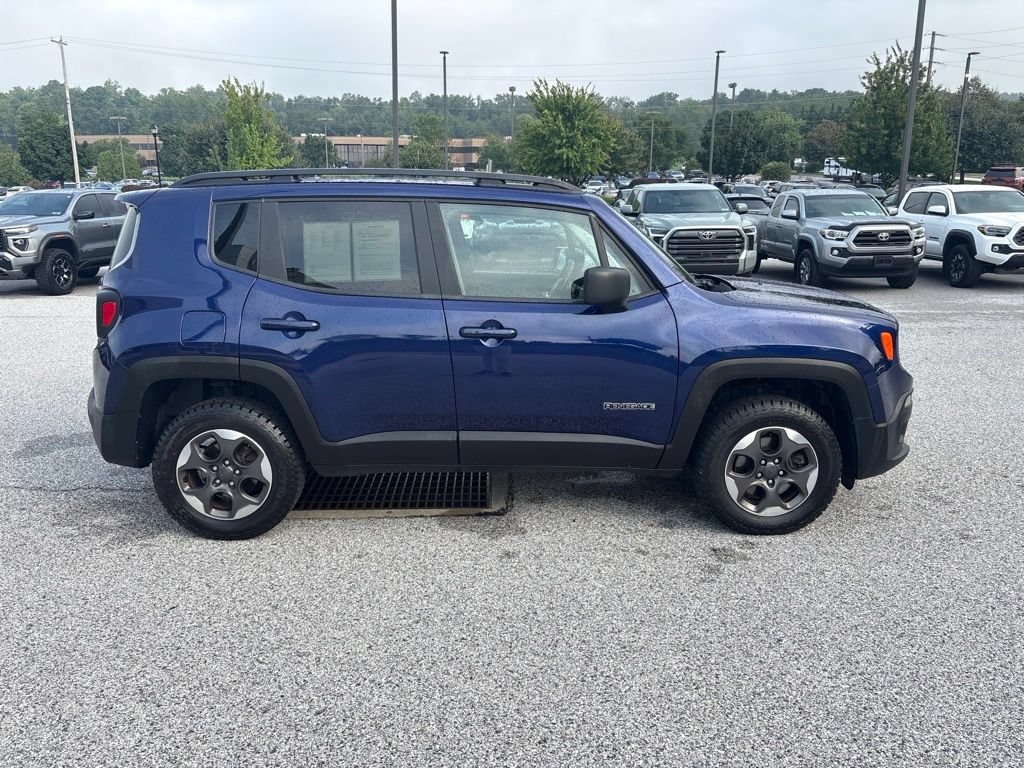 Used 2018 Jeep Renegade Sport w/ Power & Air Group AWD/4WD image 2