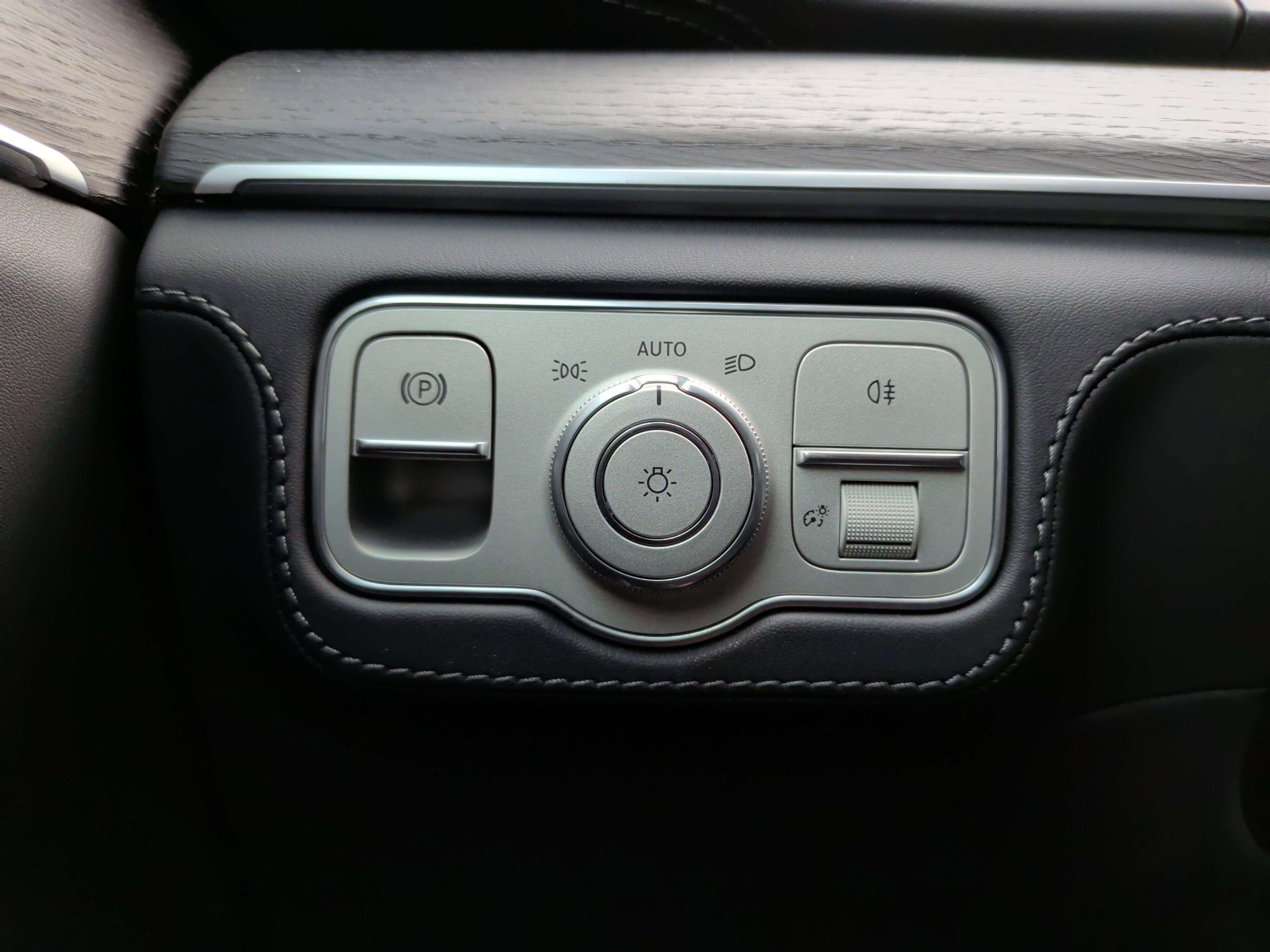 Used 2024 Mercedes-Benz GLE 53 AMG 4MATIC Coupe image 27