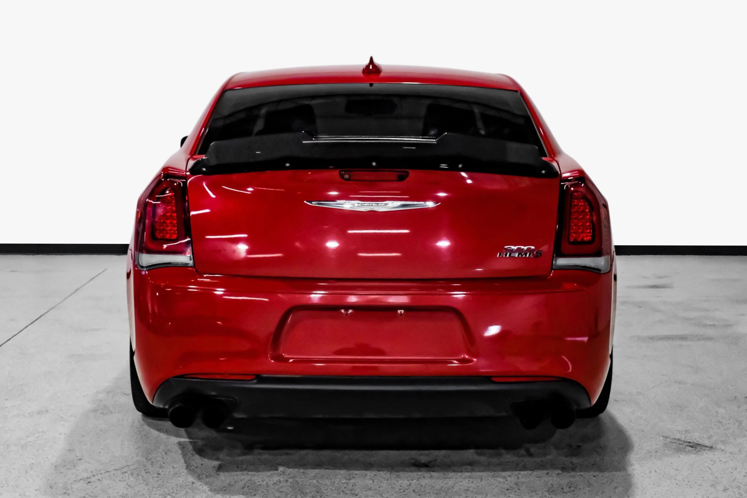 Used 2015 Chrysler 300 S RWD image 7