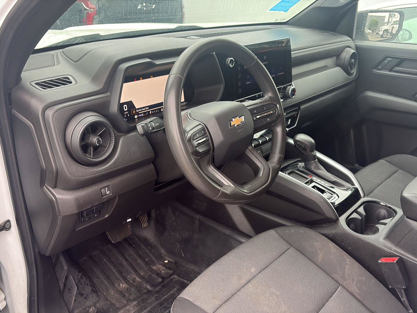 Used 2024 Chevrolet Colorado W/T w/ Safety Package RWD image 8