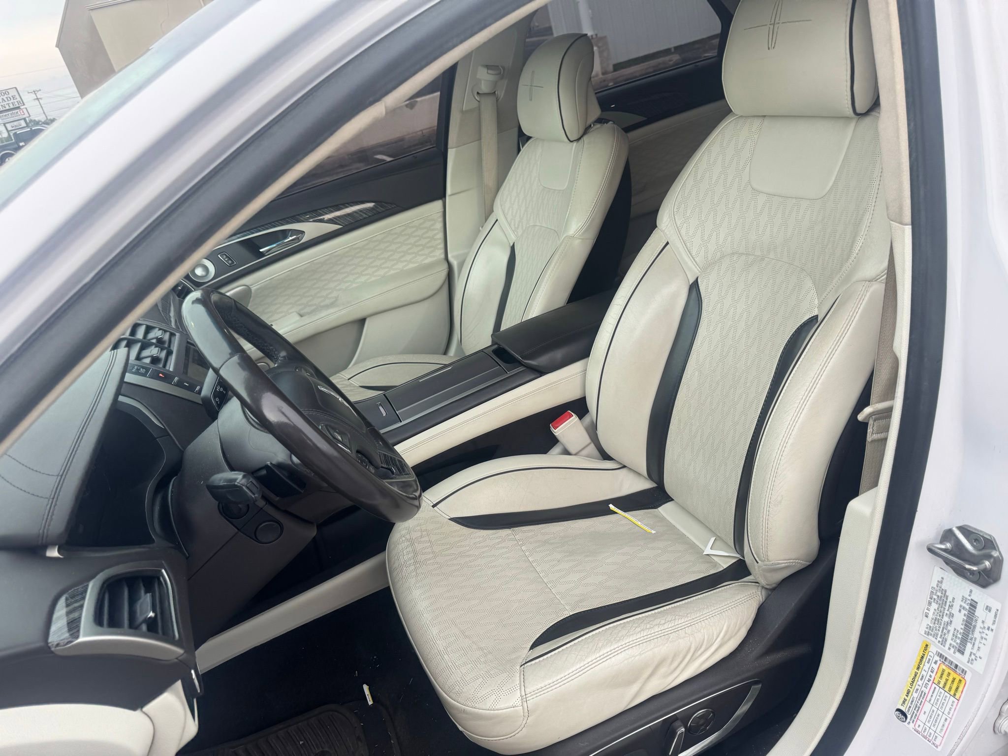 Used 2017 Lincoln MKZ Black Label w/ Technology Package image 9