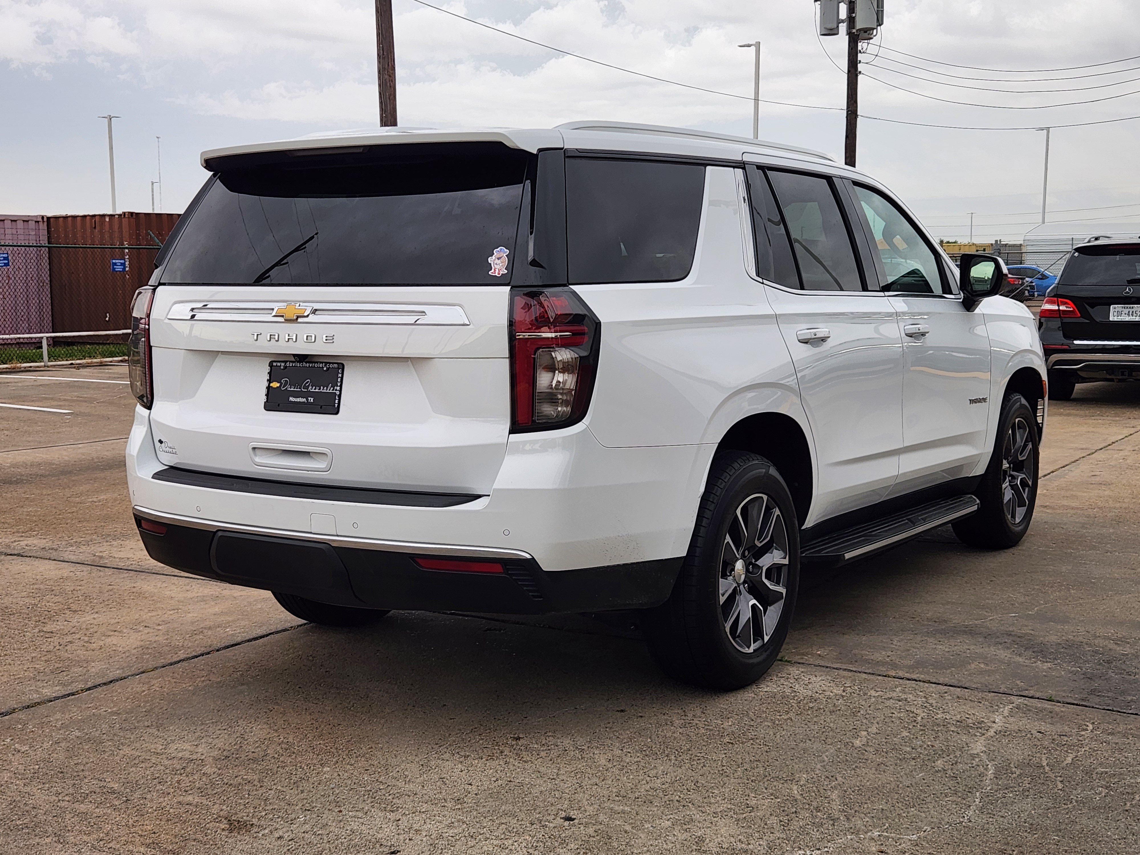 Used 2022 Chevrolet Tahoe LS RWD image 5
