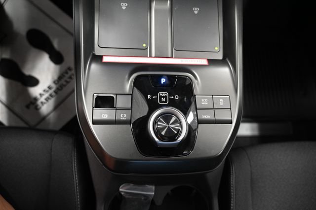 New 2026 Toyota C-HR AWD/4WD image 18