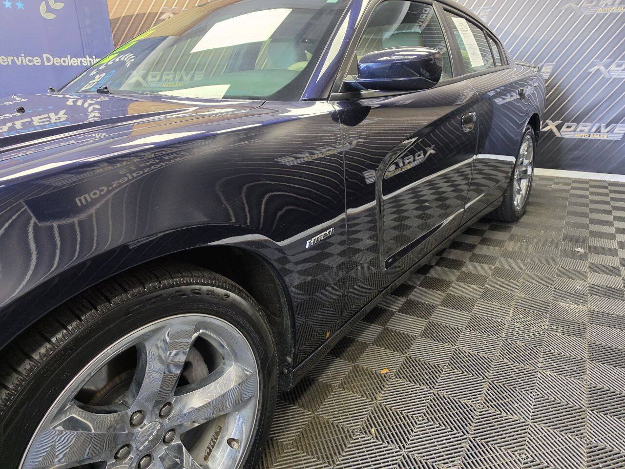 Used 2012 Dodge Charger R/T w/ Wheels & Tunes Group RWD image 9