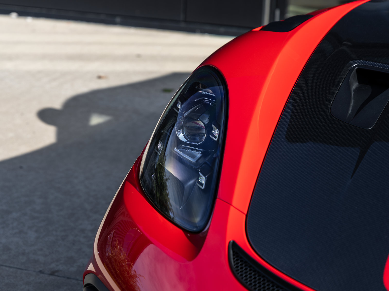 Certified 2025 Porsche 718 Boxster Spyder RS RWD image 22