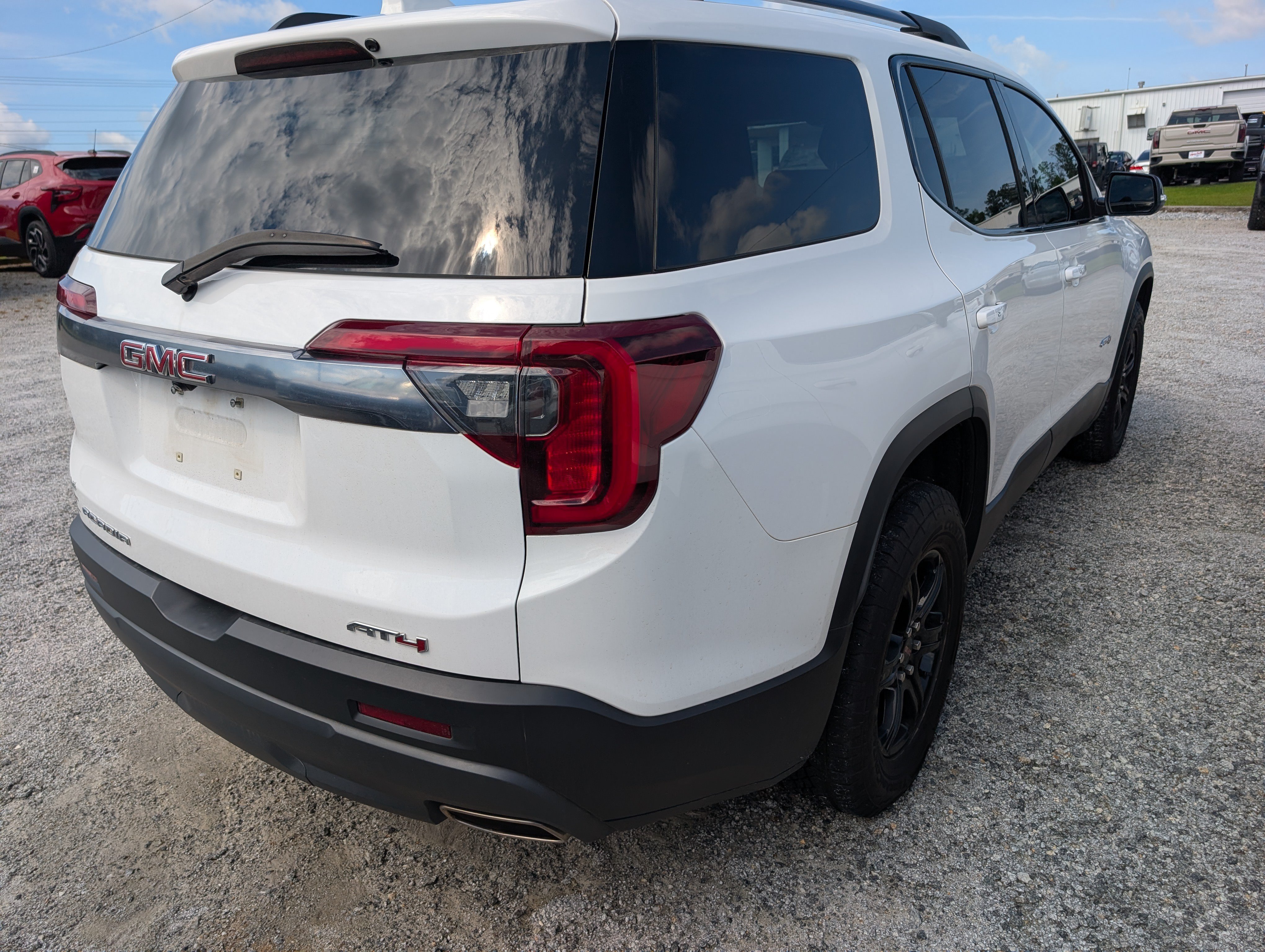 Used 2023 GMC Acadia AT4 w/ Preferred Package AWD/4WD image 3