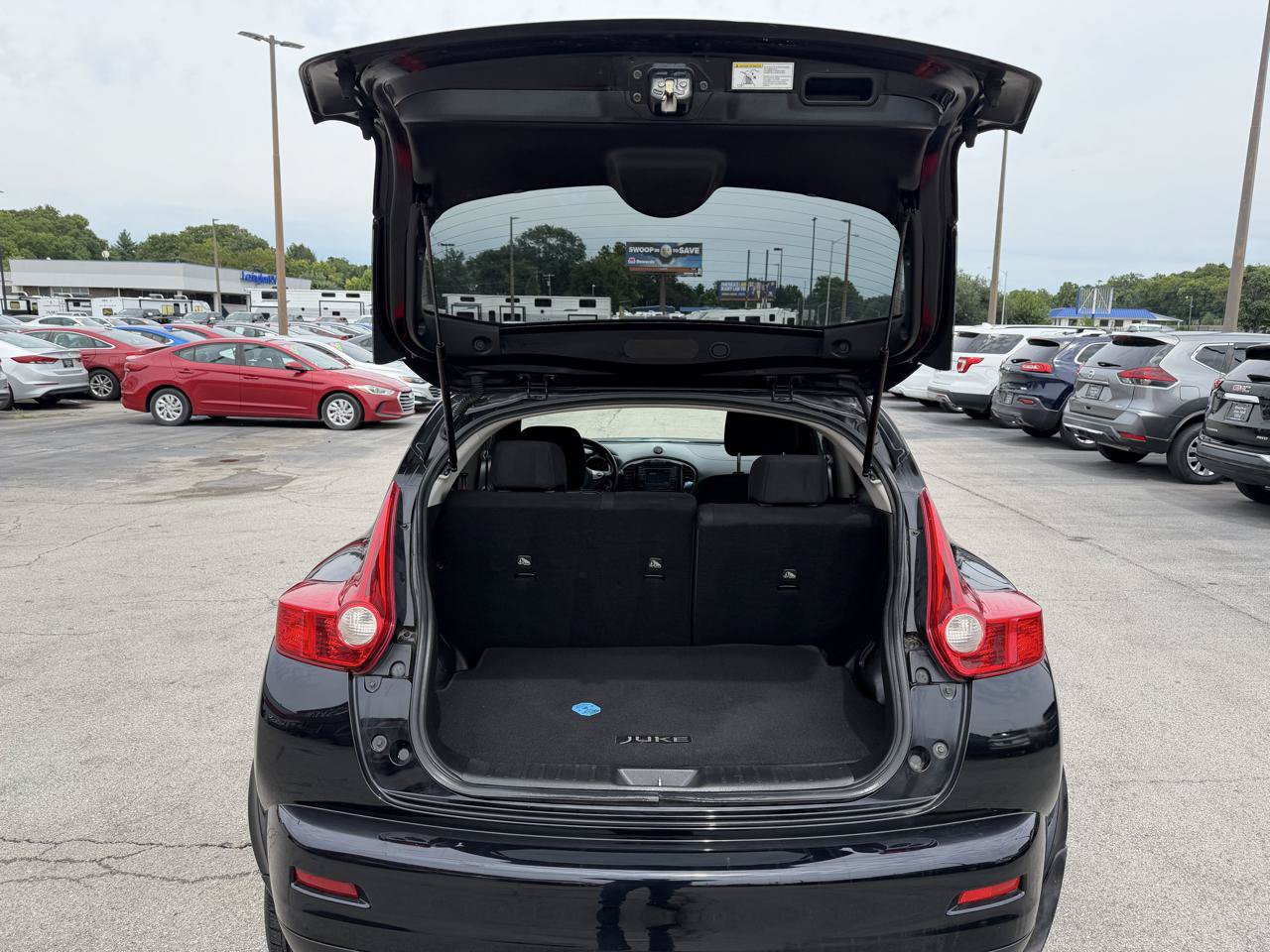 Used 2014 Nissan Juke SV w/ Navigation Package FWD image 11