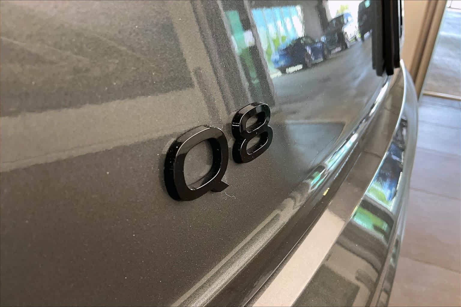 Certified 2025 Audi Q8 Premium Plus AWD/4WD image 32