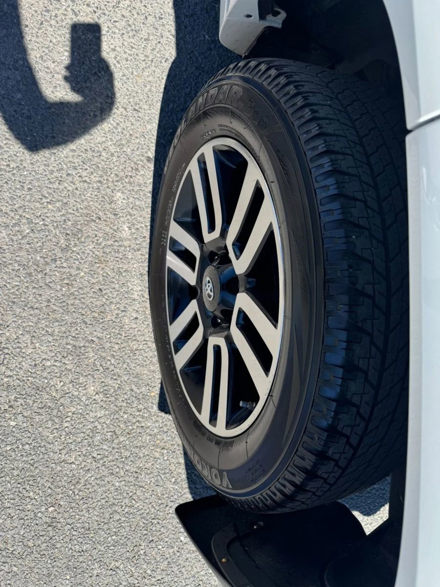 Used 2017 Toyota 4Runner Limited image 43