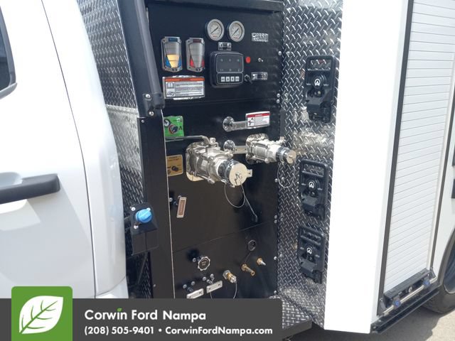 New 2024 Ford F550 4x4 Crew Cab Super Duty image 30