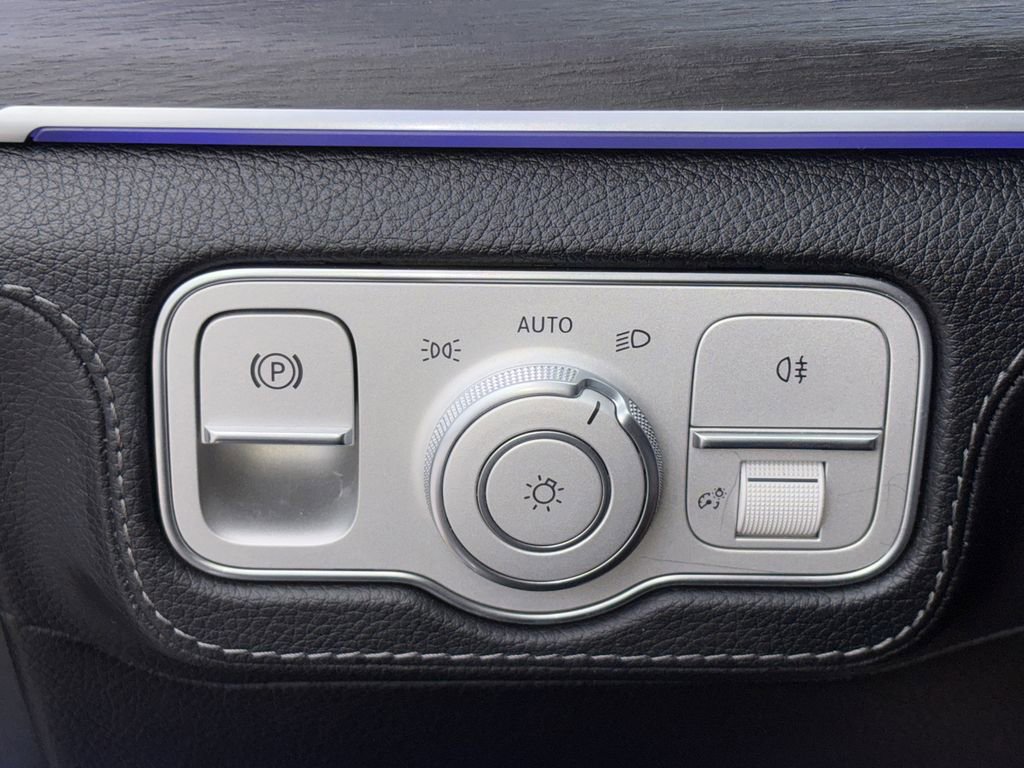 Used 2024 Mercedes-Benz GLE 53 AMG 4MATIC Coupe image 28