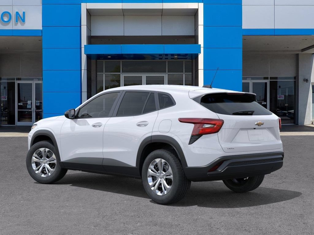 New 2026 Chevrolet Trax LS w/ Driver Confidence Package FWD image 3