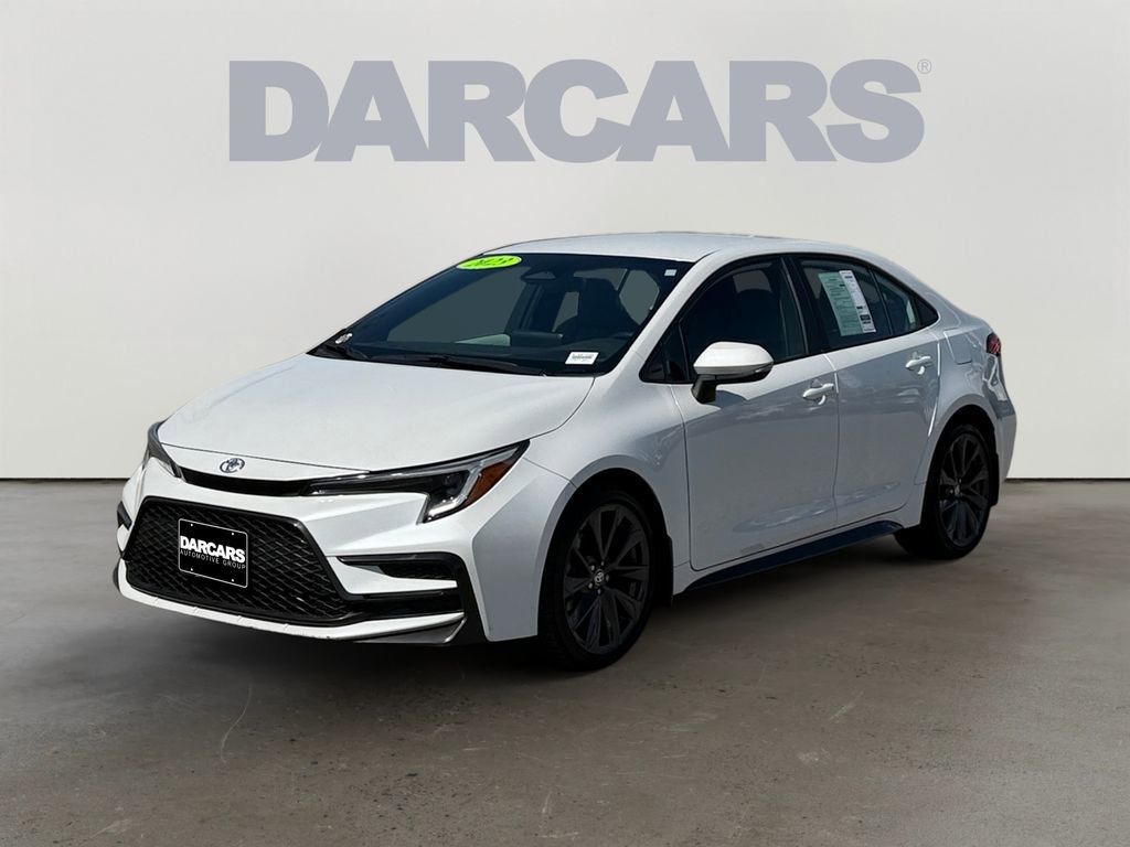 Used 2023 Toyota Corolla SE image 3