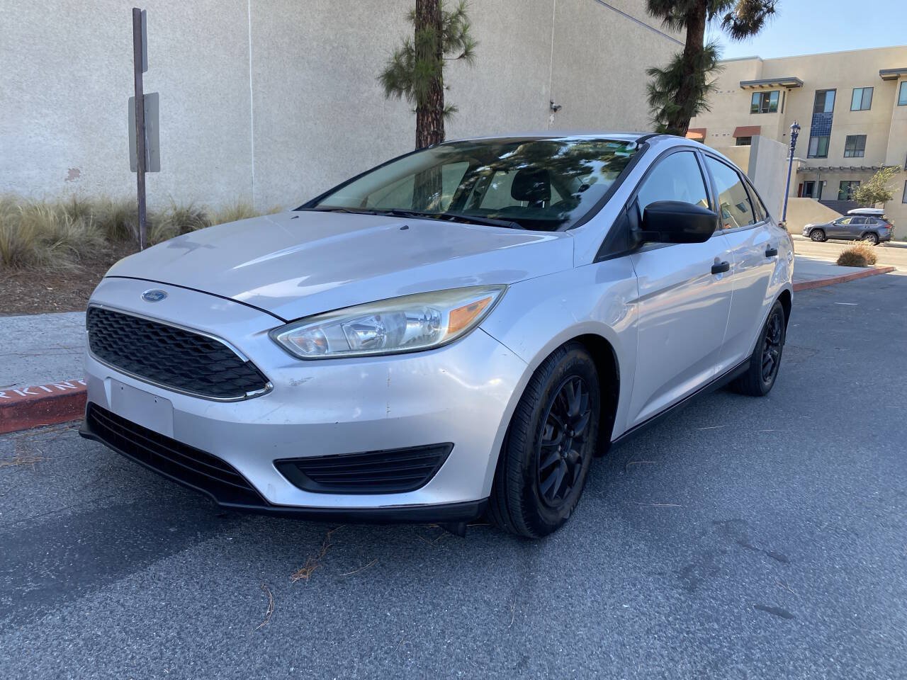 Used 2015 Ford Focus S FWD image 1