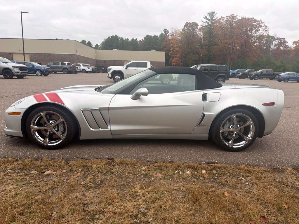 Used 2010 Chevrolet Corvette Grand Sport w/ Preferred Equipment Group RWD image 3