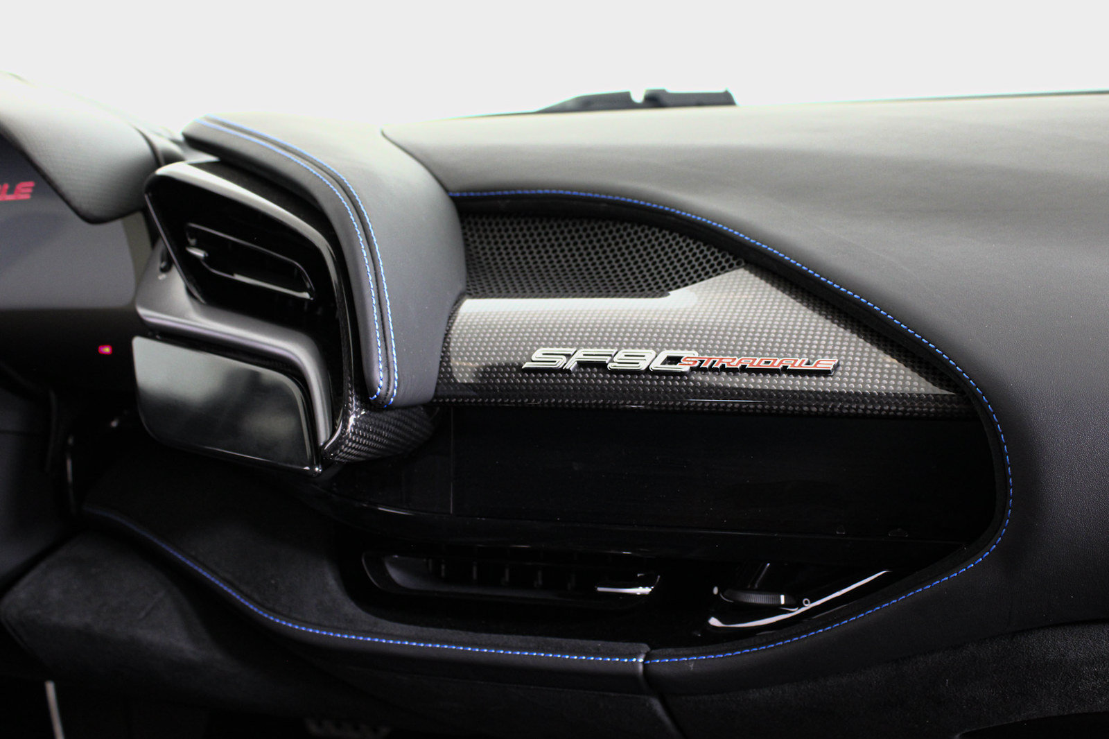 Certified 2022 Ferrari SF90 Stradale AWD/4WD image 38