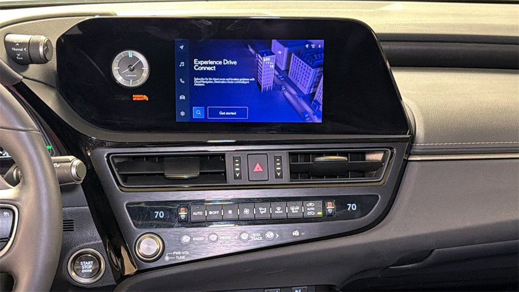 Certified 2024 Lexus ES 350 w/ Premium Package image 18