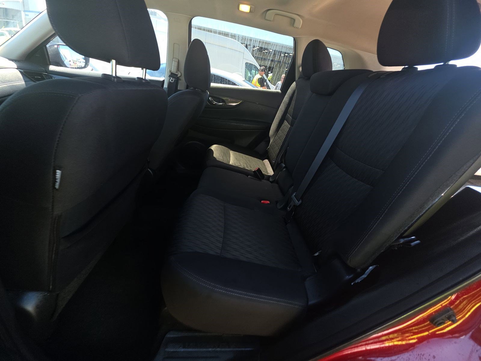 Used 2019 Nissan Rogue SV w/ Sun & Sound Touring Package image 16