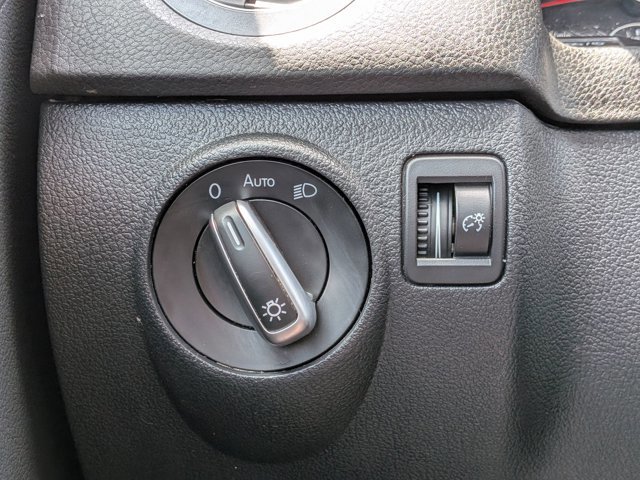 Used 2016 Volkswagen Tiguan S FWD image 16