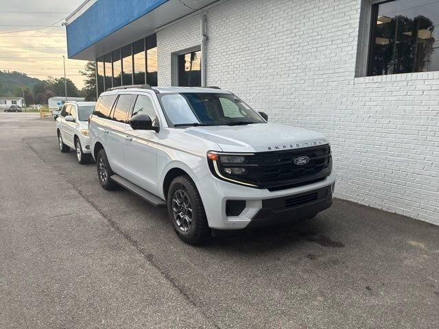 Used 2025 Ford Expedition Active RWD video 2