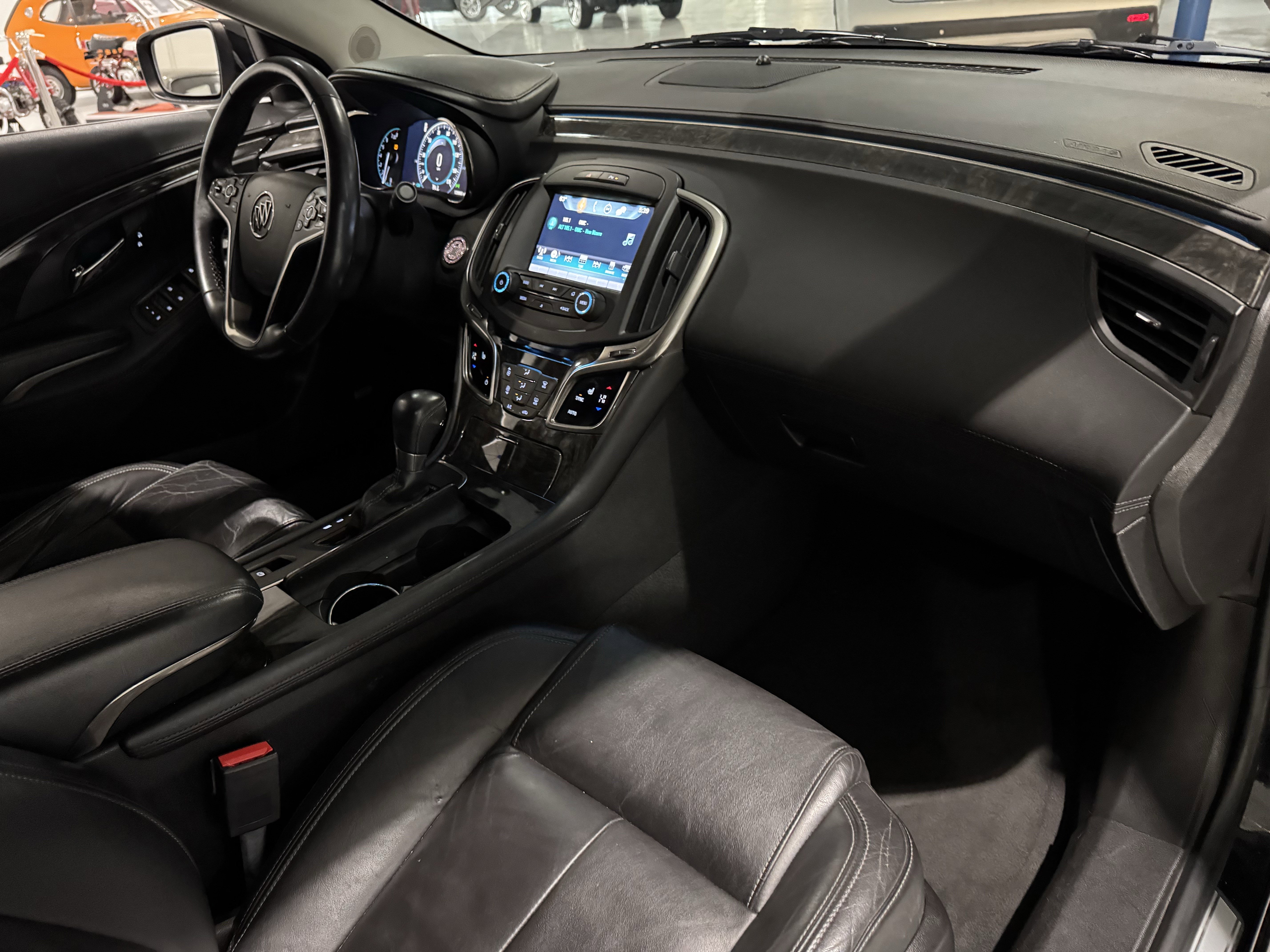Used 2016 Buick LaCrosse Leather image 38