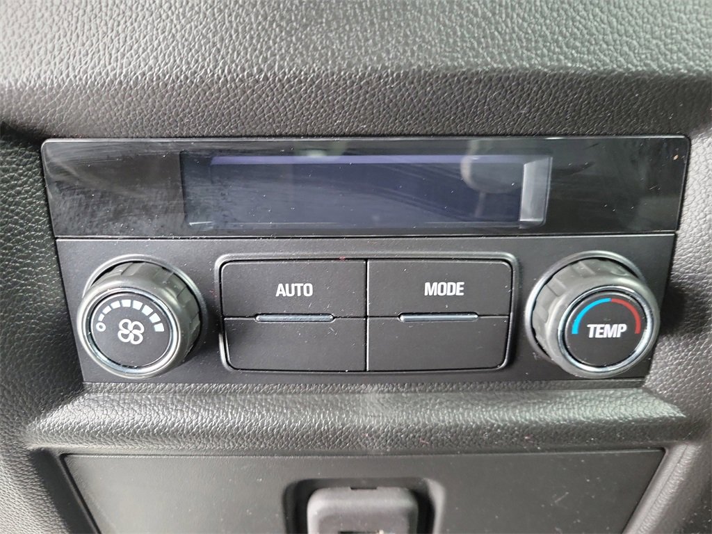 Used 2023 Chevrolet Traverse LT w/ LPO, Floor Liner Package image 17