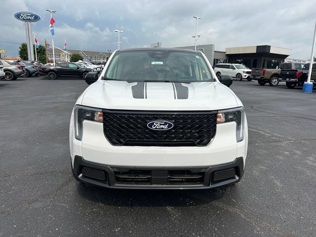 New 2026 Ford Maverick Lariat w/ Black Appearance Package AWD/4WD image 2