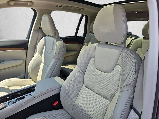 Used 2017 Volvo XC90 T6 Inscription w/ Vision Package AWD/4WD image 17