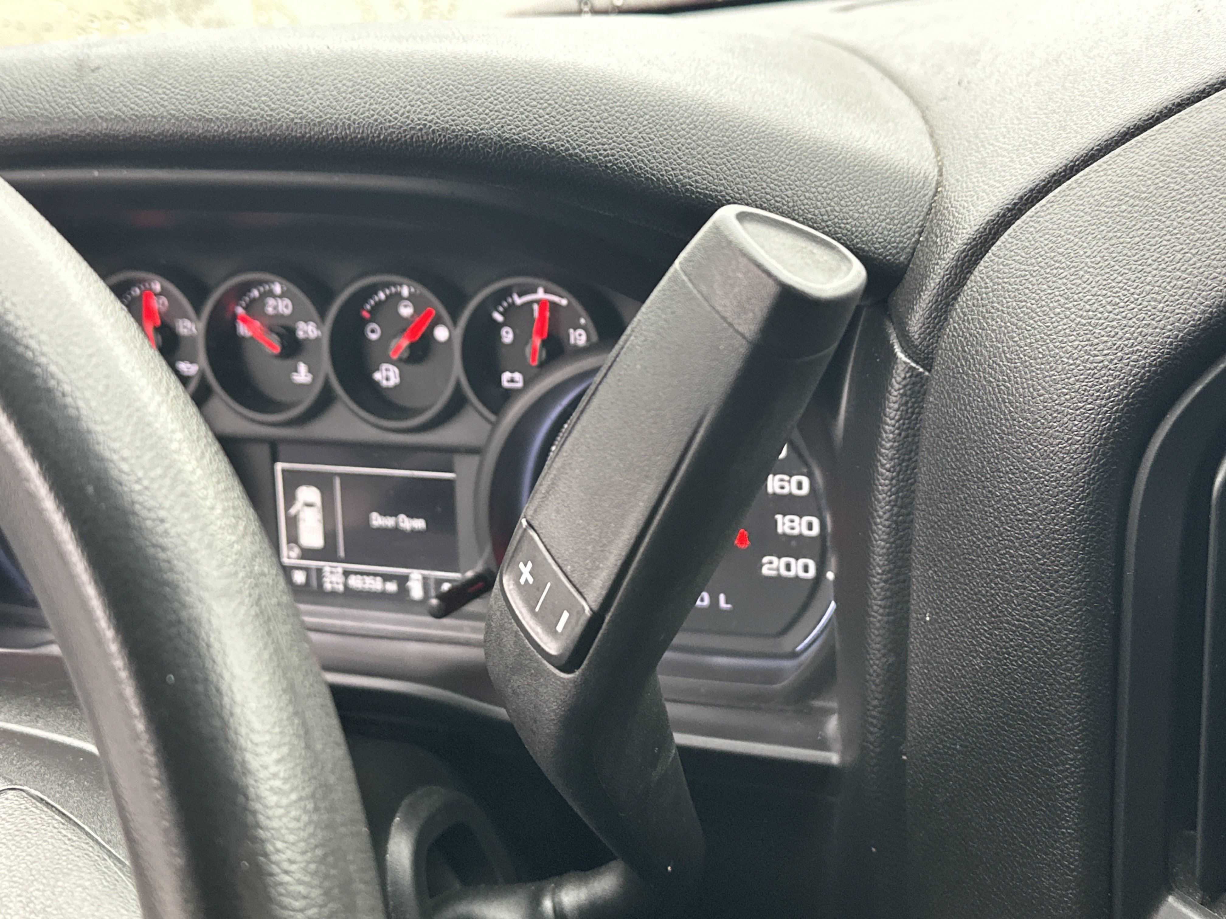 Used 2021 Chevrolet Silverado 1500 Custom Trail Boss AWD/4WD image 30
